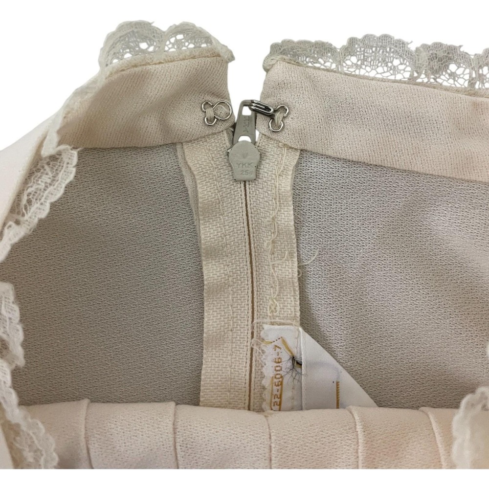 JC Penney Fashion Dress Womens Size Medium Ivory Ruffle Lace Pleated Long Sleeve - Picture 6 of 8